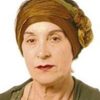 Mela Casal as Doctora Escrigas