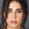 Nadine Labaki as Sue