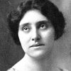 Hedwiga Reicher as Mrs. Tucker