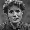 Edda Barends as Huisvrouw