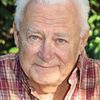 Bob Lipka as Hank McKible