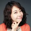 Hwang Hyo-eun as Sculpture Schoolgirl
