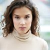 Rebekah Asselstine as Bella (voice)