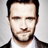 Jason Skeen as Scott