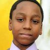 Carlos McCullers II as Ray (voice)