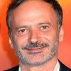 Francis Leplay as Le médecin