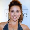 Melanie Merkosky as Singing Nurse