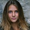 Emma Besson as Kalinka à 14 ans