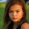Trinity Noelle Maigue-Bendorf as Phil's Daughter