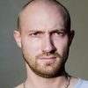 Paul Kalkbrenner as Martin 'DJ Ickarus' Karow