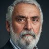 Bayazıt Gülercan as Großonkel