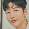 Lee Yoo-han as Yong-seob