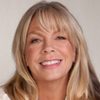 Rickie Lee Jones as Roy's Mother