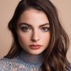 Tiarnie Coupland as Edie