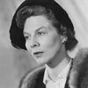 Wendy Hiller as Elizabeth Newton