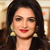 Tanushree Chakraborty as Arjun's Classmate