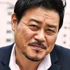 Ji Dae-han as Henchman 2