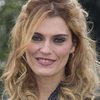Claudia Zanella as Veronica