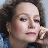 Samantha Morton as Annie Parker