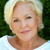 Angelika Milster as Lisa