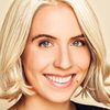 Claire McFadden as Kelsey