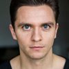 Bejo Dohmen as Junger Mann Agentur