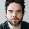 Pierre-Luc Brillant as Raymond Beaulieu 22 à 28 ans