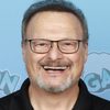 Wayne Knight as Frank Wynn