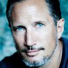 Benno Fürmann as David