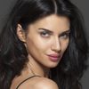 Scarlett Mellish Wilson as Item Number