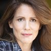 Alyssa Bresnahan as Elaine