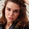 Polina Litvak as Lily