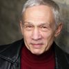 David Darlow as Dr. Lawrence Bellinger