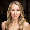 Jana Berengel as Stella Evans