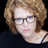 Natacha Thompson as Michelle