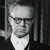 Olav Riégo as Johan