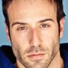Coby Ryan McLaughlin as Larry Bentley