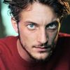 Teodoro Giambanco as Lorenzo