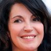 Zabou Breitman as Isa Barelle
