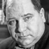 Gerhard Hartig as Watson