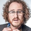 Matt Doherty as Les Averman