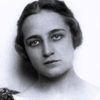 Margarete Schön as Frau Direktor Knauer