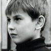 Alain Bécourt as Gerard Arpel (as Alain Becourt)