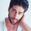 Ehan Bhat as Niel
