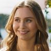 Clara Wettergren as Vera