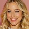 Jenny Mollen as Anne Carter