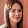 Uhm Jung-hwa as Jung Shin-hye