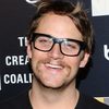 Matthew Carey as Lyle