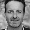 Laurent Mouton as Papa Violette