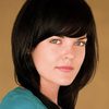 Suziey Block as Gal Roberts